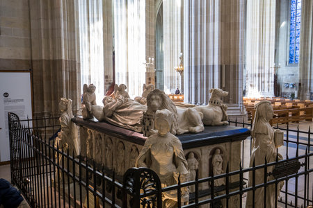 NANTES, FRANCE, OCTOBER 29, 2016 : architectural details of saint paul saint peter cathedral, october 29, 2016, in Nantes, Franceのeditorial素材