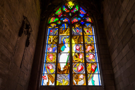 NEVERS, FRANCE, SEPTEMBER 20, 2016 : interiors and details of saint-cyr-sainte-julitte cathedral, september 20, 2016, in Nevers, Franceのeditorial素材