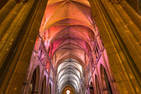 NEVERS, FRANCE, SEPTEMBER 20, 2016 : interiors and details of saint-cyr-sainte-julitte cathedral, september 20, 2016, in Nevers, Franceのeditorial素材