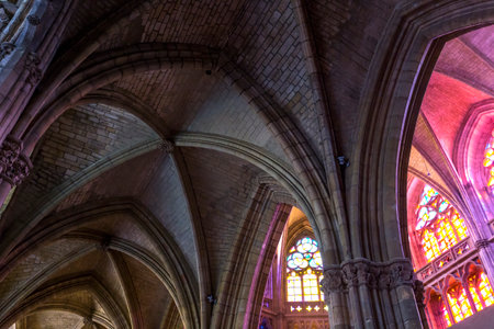 NEVERS, FRANCE, SEPTEMBER 20, 2016 : interiors and details of saint-cyr-sainte-julitte cathedral, september 20, 2016, in Nevers, Franceのeditorial素材