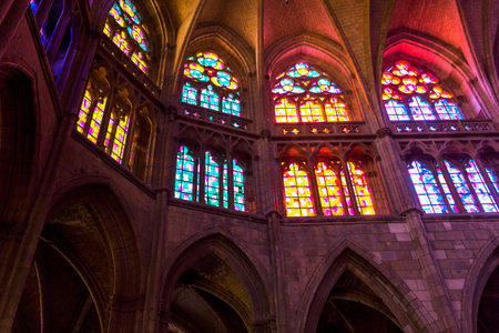 NEVERS, FRANCE, SEPTEMBER 20, 2016 : interiors and details of saint-cyr-sainte-julitte cathedral, september 20, 2016, in Nevers, Franceのeditorial素材