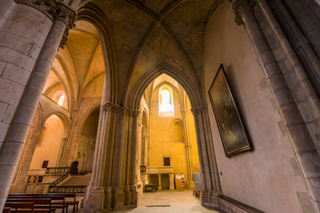 NEVERS, FRANCE, SEPTEMBER 20, 2016 : interiors and details of saint-cyr-sainte-julitte cathedral, september 20, 2016, in Nevers, Franceのeditorial素材