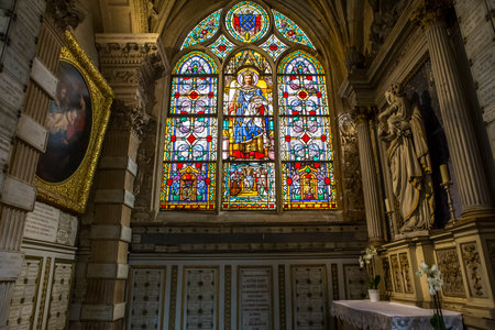 PARIS, FRANCE, APRIL 13,  2017 : interiors and details of Saint-Germain L'Auxerrois church, april 13, 2017, in  Paris, Franceのeditorial素材