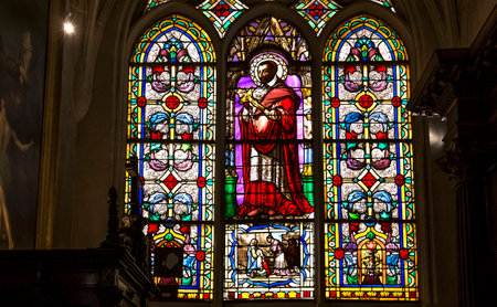 PARIS, FRANCE, APRIL 13,  2017 : interiors and details of Saint-Germain L'Auxerrois church, april 13, 2017, in  Paris, Franceのeditorial素材