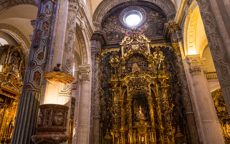 SEVILLE, ANDALUSIA, SPAIN, MAY, 21, 2017 : interiors  of  El Salvador church, may 21, 2017, in Seville, andalusia, spainのeditorial素材