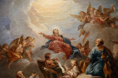 PARIS, FRANCE, APRIL 04,  2017 : interiors decor of saint-louis enl'ile church, april 04, 2017, in Paris, Franceのeditorial素材