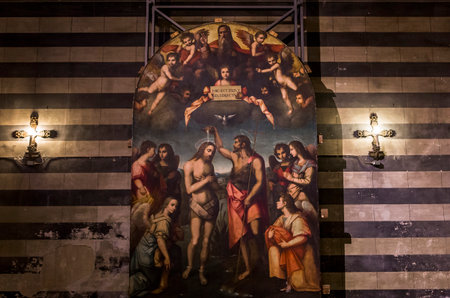 SIENA, ITALY, JUNE 12, 2016 : interiors and detais of the Battistero di san giovanni , Siena cathedral, june 12, 2016 in Siena, Italyのeditorial素材