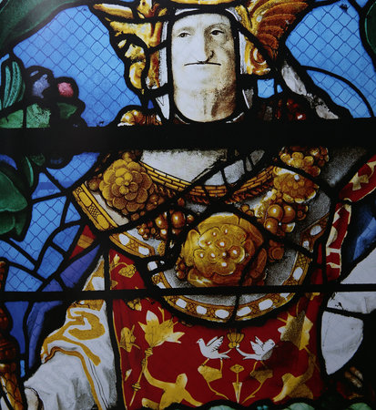 BEAUVAIS, FRANCE, OCTOBER 10, 2015 : Stained glass in cathedral saint etienne of Beauvais, october 10, 2015 in Beauvais, France.のeditorial素材