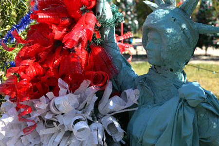 FORT MYERS, UNITED STATES, NOVEMBER 25, 2017 : patriotic decorated christmas tree , november 25, 2017, in Fort Myers, Florida, united statesのeditorial素材