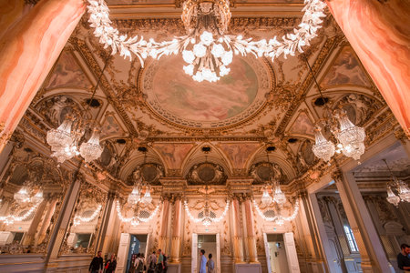 PARIS, FRANCE, MARCH 31, 2017 : ballroom architectural details of the Orsay museum, march 31, 2017, in Paris, Franceのeditorial素材