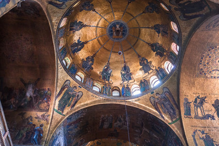 VENICE, ITALY, APRIL 21, 2018 : interiors and mosaics details of Saint Mark basilica, april 21, 2018,  in Venice, italyのeditorial素材