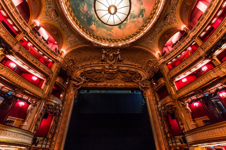 PARIS, FRANCE, SEPTEMBER 15, 2018 : interiors, frescoes and architectural details of the Opera comique, september 15, 2018 in Paris, France.のeditorial素材