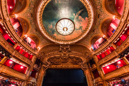 PARIS, FRANCE, SEPTEMBER 15, 2018 : interiors, frescoes and architectural details of the Opera comique, september 15, 2018 in Paris, France.のeditorial素材