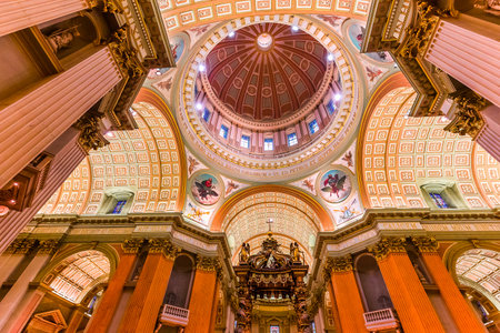 MONTREAL, CANADA, OCTOBER 09, 2016 : interiors and details of Mary queen of the world basilica, october 09, 2016 in Montreal, quebec, Canadaのeditorial素材