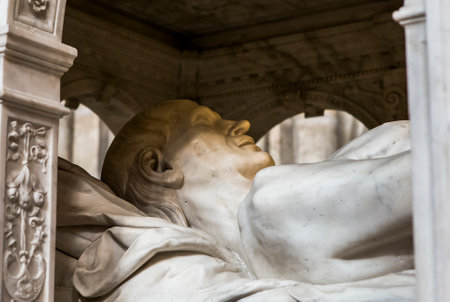 SAINT-DENIS, FRANCE  FEBRUARY 12, 2015 : Recumbent statue of king Louis XII  in basilica of saint-denis,  necropolis of french monarchs, February, 12, 2015 in Saint-Denis, near Paris, France.のeditorial素材