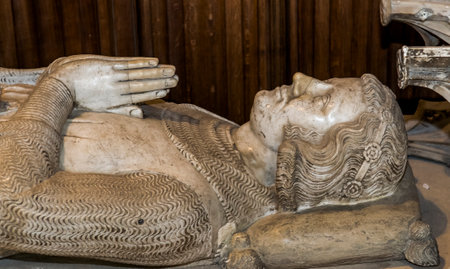 SAINT-DENIS, FRANCE  FEBRUARY 12, 2015 : Recumbent statues in basilica of saint-denis,  necropolis of french monarchs, February, 12, 2015 in Saint-Denis, near Paris, France.のeditorial素材
