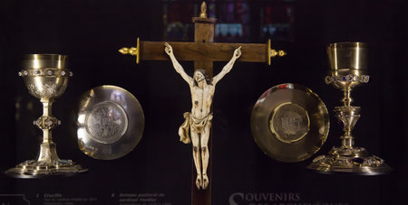 PARIS,  FEBRUARY 15 : treasure and jewels of the cathedral Notre Dame de Paris on FEBRUARY 15, 2013 in Paris, Franceのeditorial素材
