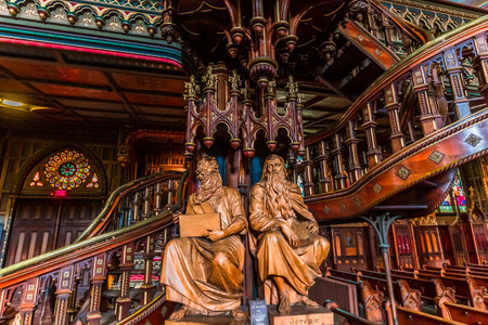 MONTREAL, CANADA, OCTOBER 03, 2016 : interiors and details of Notre Dame basilica, october 03, 2016 in Montreal, quebec, Canadaのeditorial素材