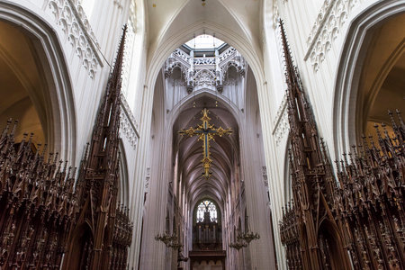 Interiors of Notre Dame d'Anvers cathedral, Antwerp, Belgiumのeditorial素材