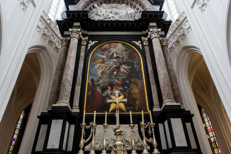 Interiors of Notre Dame d'Anvers cathedral, Antwerp, Belgiumのeditorial素材