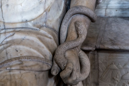SAINT-DENIS, FRANCE  FEBRUARY 12, 2015 : Anne de Bretagne statue in basilica of saint-denis,  necropolis of french monarchs, February, 12, 2015 in Saint-Denis, near Paris, France.のeditorial素材