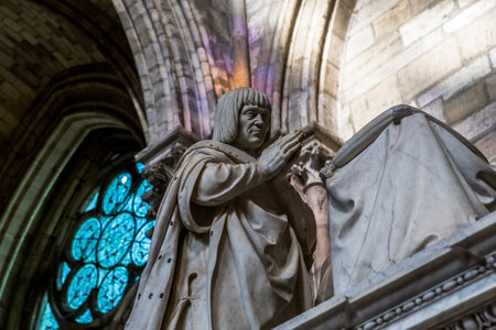 SAINT-DENIS, FRANCE  FEBRUARY 12, 2015 : Recumbent statue of king Louis XII  in basilica of saint-denis,  necropolis of french monarchs, February, 12, 2015 in Saint-Denis, near Paris, France.のeditorial素材