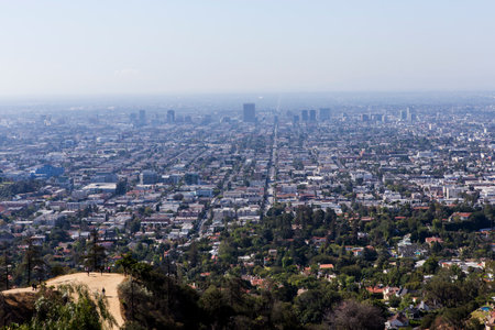 LOS ANGELES, CALIFORNIA - APRIL 12, 2015 : view from the terrace of the Griffith observatory, in Los Angeles, california, united statesのeditorial素材