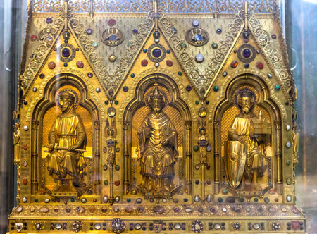 BRUGES, BELGIUM  JULY 30, 2014 : Interiors, paintings and details of Saint Salvator's Cathedral,  July 30, 2014,  in  Bruges, Belgiumのeditorial素材