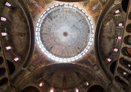 PARIS, FRANCE  MARCH  15, 2014 : interiors and architectural details of  the saint-esprit church, March 15, 2014,  in  Paris, France.のeditorial素材