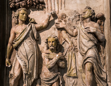 REIMS, FRANCE, SEPTEMBER 14, 2015: Interiors and architectural details of Saint-Remi basilica, september 14, 2015, in Reims, Champagne, France.のeditorial素材