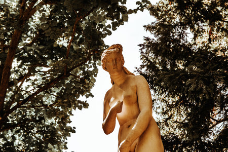 COMPIEGNE, FRANCE, AUGUST 13, 2016: statue in gardens of chateau de Compiegne, august 13, 2016 in Compiegne, Oise, Franceのeditorial素材