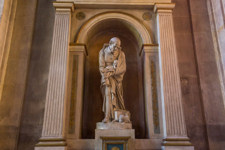 PARIS, FRANCE, SEPTEMBER 14, 2016: interiors and architectural details of Sainte Marguerite church, september 14, 2016, in Paris, Franceのeditorial素材