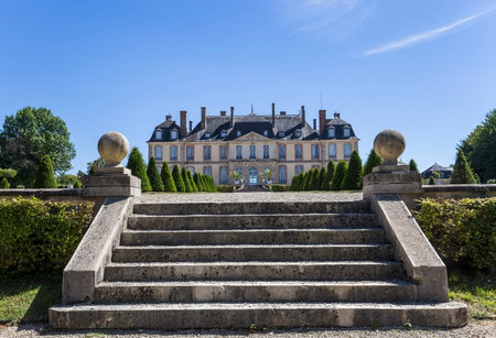 LA MOTTE TILLY, FRANCE, AUGUST 07, 2016: exteriors and gardens of La Motte Tilly castle, august 07, 2016 in La Motte Tilly, Aube, Franceのeditorial素材