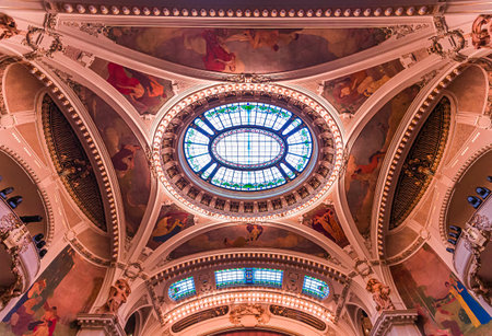 PRAGUE, CZECH REPUBLIC, SEPTEMBER 12: interiors of Smetana hall in municipal house, september 12, 2019 in Prague, czech republicのeditorial素材