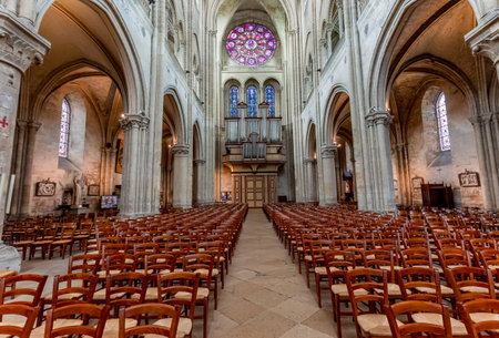 MANTES-LA-JOLIE, YVELINES, FRANCE, MAY 07, 2024: interiors and architectural details of gothic Cathedral Collegiate of Our Lady of Mantesのeditorial素材