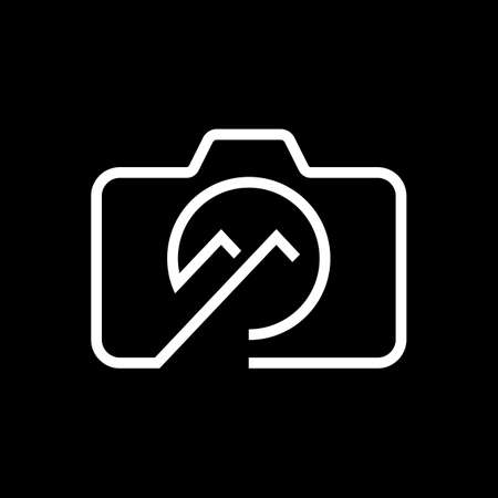 Landscape Photography Icon with Camera and Mountain Concept. Creative Minimal Emblem Design Template. Graphic Symbol for Corporate Business Identity.Creative Vector Graphic Element.のイラスト素材