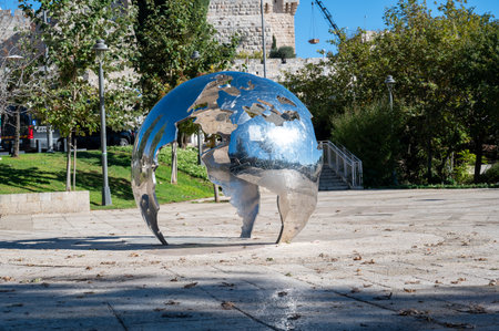 JERUSALEM, ISRAEL - November 26, 2025: Jerusalem as the Center of the World, sculpture by David Breuer-Weil in Teddy Park in Jerusalem. High quality photoのeditorial素材