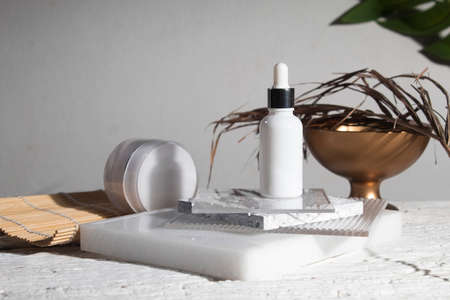 white wood table background with lifestyle, cosmetic makeup bottle lotion cream product with beauty fashion skincare healthcare mockupの写真素材