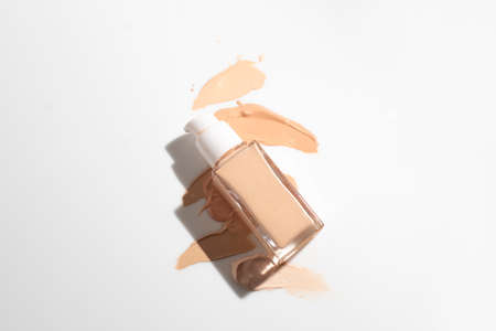 mockup of makeup powder foundation primer cc cushion concealer skin care bottle cosmetic tube of beauty, healthcare branding packagingの写真素材