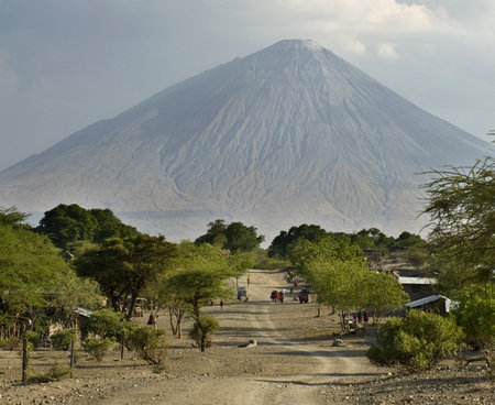 Tanzani volcano, Ol Doinyo Lengai, Tanzania, Africaの写真素材