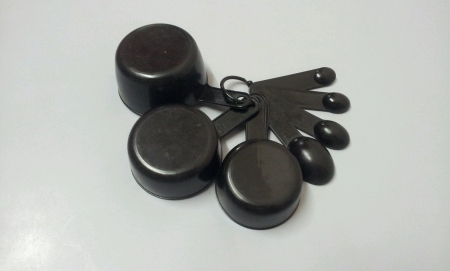 Seven spoons for weighting floursの素材