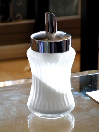 middle half empty sugarの写真素材