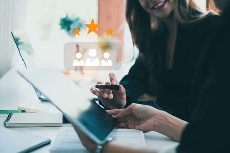 During a job interview, HR managers look for a good new employee. Manager have positive first...