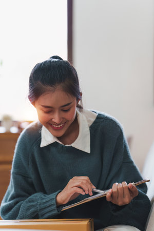 Small businesses SME owners female entrepreneurs working with parcel, e-business, marketing, online shop, smeの写真素材