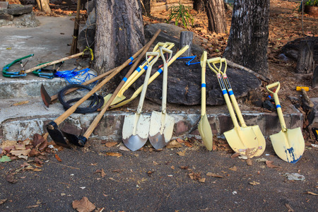 Gardening and Landscaping Tools for Yard and Pavers Hardscape Work 
