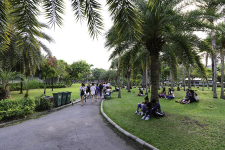 BANGKOK, THAILAND - 2016 March 19: Unidentified people relaxing at Chatuchak park, the public park near weekend market in Bangkok, Thailand.のeditorial素材