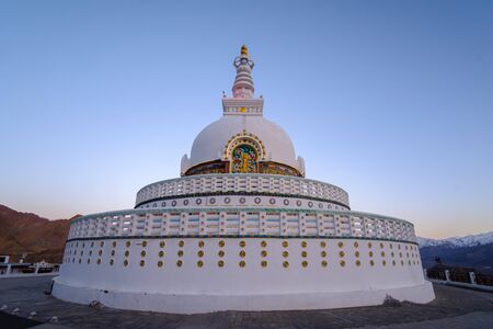 Shanti Stupa is a white-domed stupa (chorten) on a hilltop located in Leh, Ladakh, Jammu and Kashmir, India.の写真素材