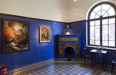 TEL AVIV, ISRAEL - OCTOBER 20, 2014: Reception room on the first floor in Bet Bialik House museum.のeditorial素材