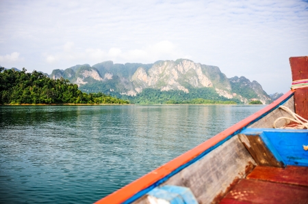 long tail Boat Travel in dam