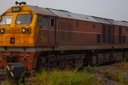 BANGKOK , THAILAND- November 15,2009: Trains waits at a platform of railway station Hua Lamphong in Bangkok.のeditorial素材